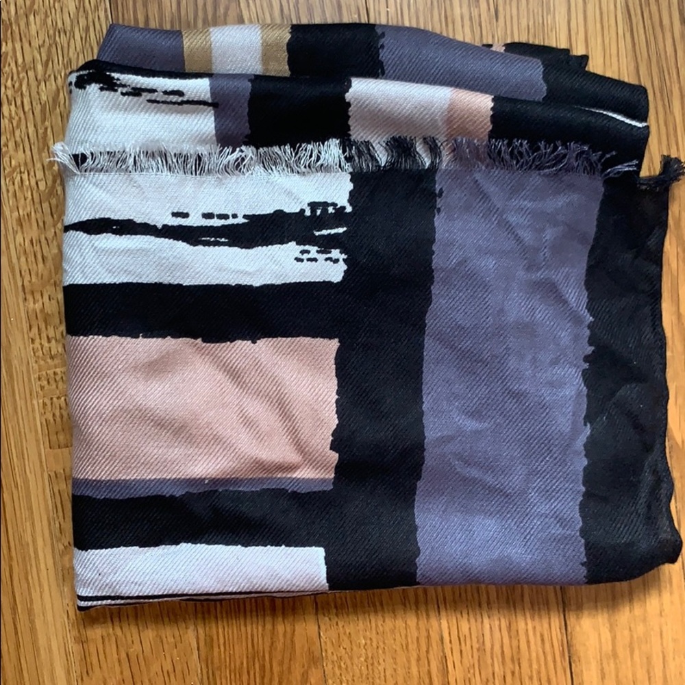 Multi pattern stripe scarf